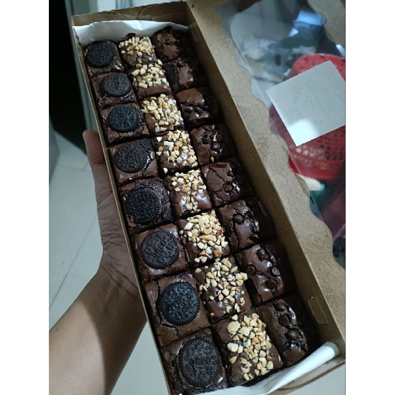 

Brownies panggang 30x10 cm