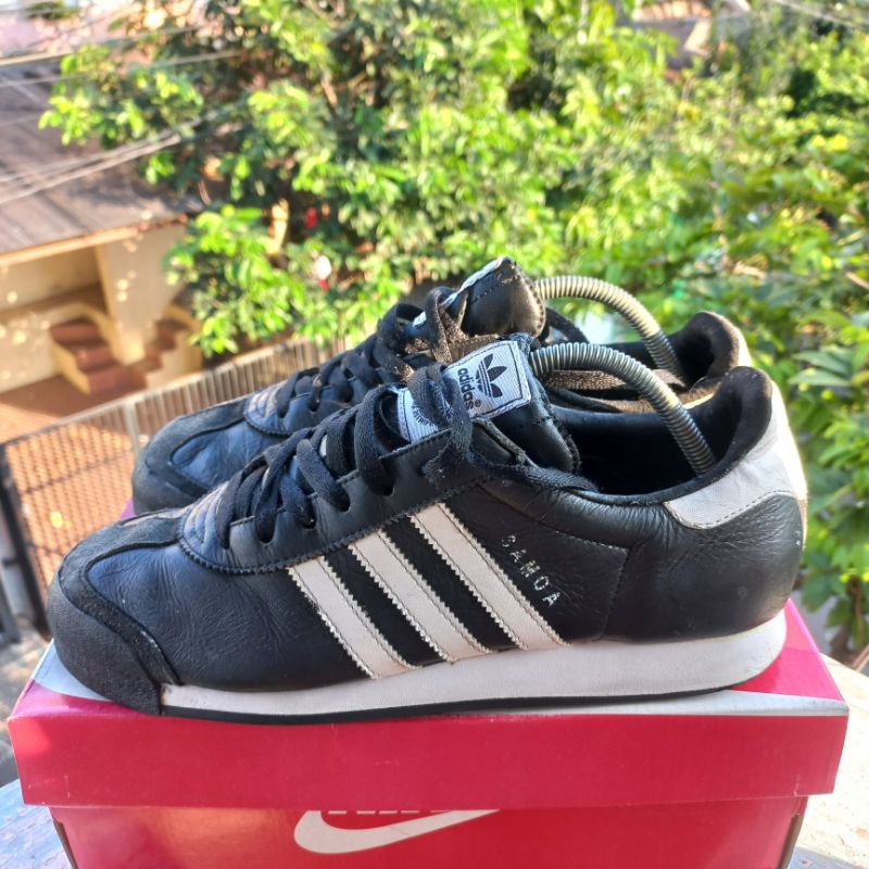 Sepatu adidas samoa size 43