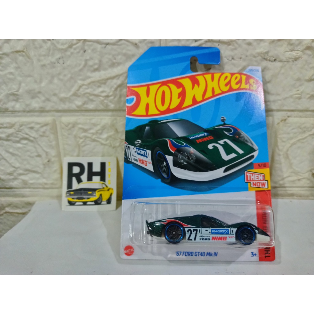 Hot Wheels 67 Ford GT40 MKIV