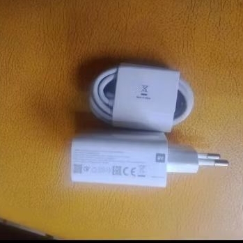 Charger Xiaomi Original Mi Pad 5 6 Mi 11 Lite Mi 10 Mi 10T Mi 10 Pro Mi Note 10 Pro Mi Note 10 Lite 
