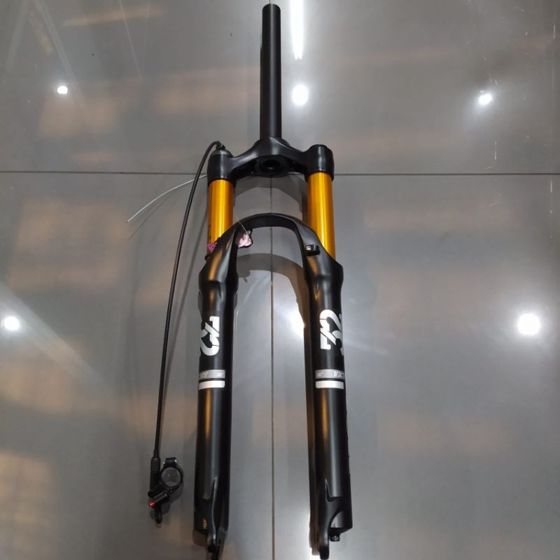 Fork Vol Victory 26 Inch Remote Lock Travel 120mm Air Oversize QR Black Gold Original Fork Sepeda