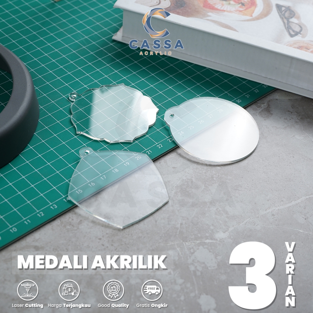 

Bahan Medali Akrilik Polos Ukuran 6,5 cm Tebal 2mm Segilima Bulat Bunga Wisuda