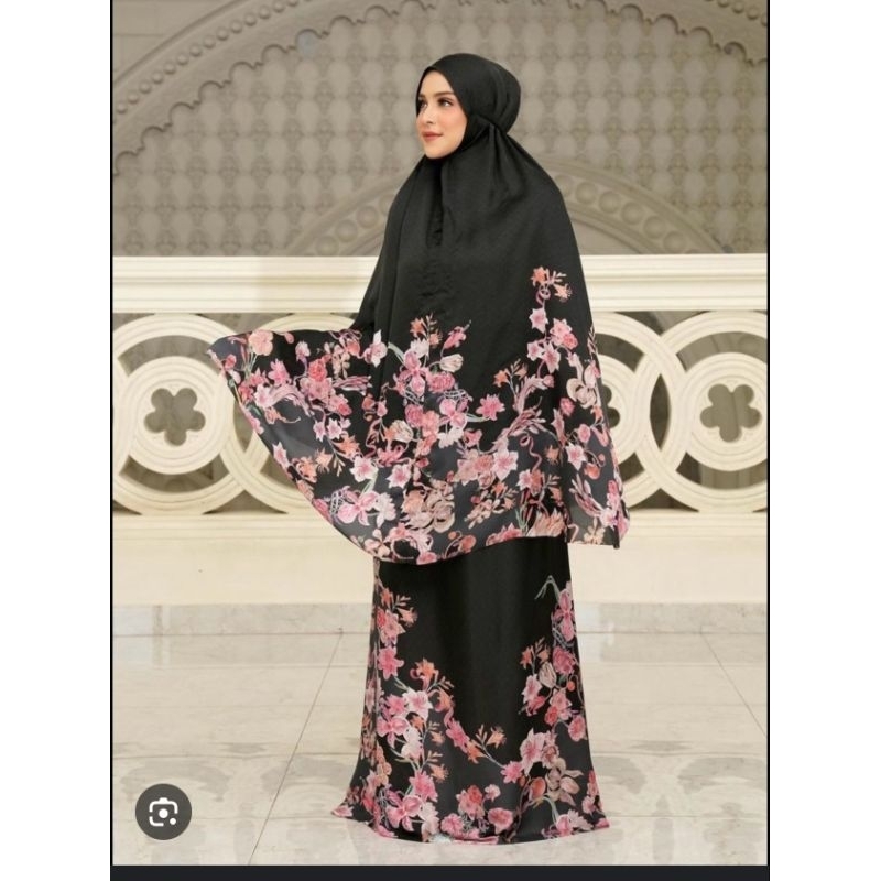 farra prayer robe buttonscrave