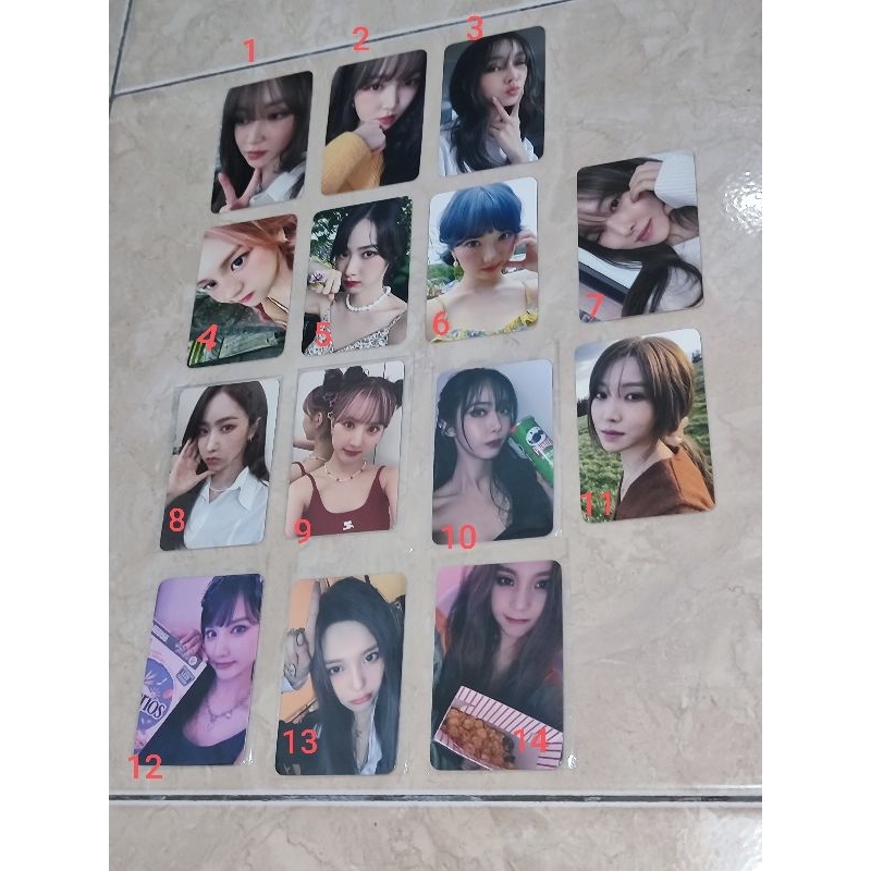 Photocard Official  Viviz, Yuju,