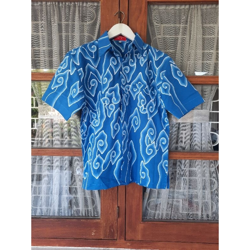 Kemeja batik Tulis mega mendung biru bisa po wanita