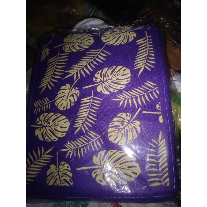 

TAS BERKAT TAS HAJATAN KOTAK NASI 22 22 DAUN