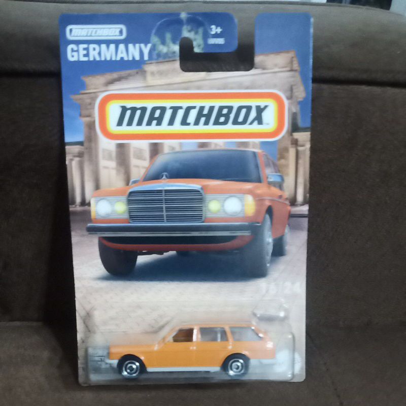 mercedes benz w 123 wagon matchbox