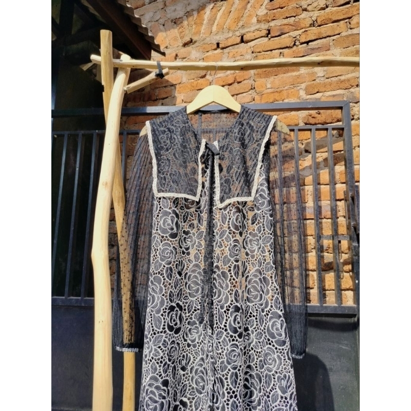 Outer Brukat Hitam | Luaran Wanita | Lengan Panjang | Motif Bunga