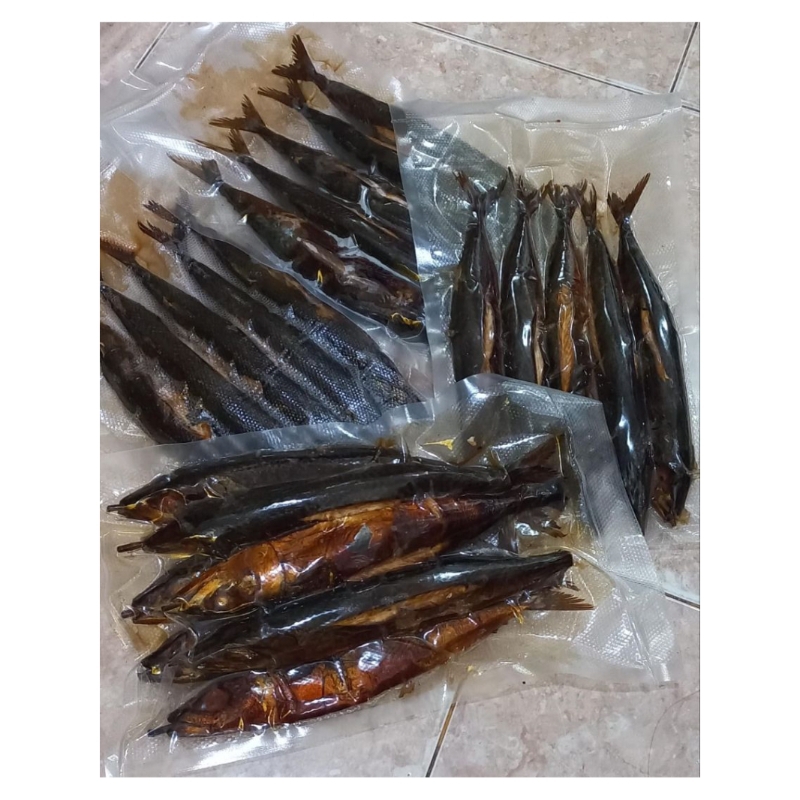 

ikan asap salem/banyar isi 4 /pack vacum