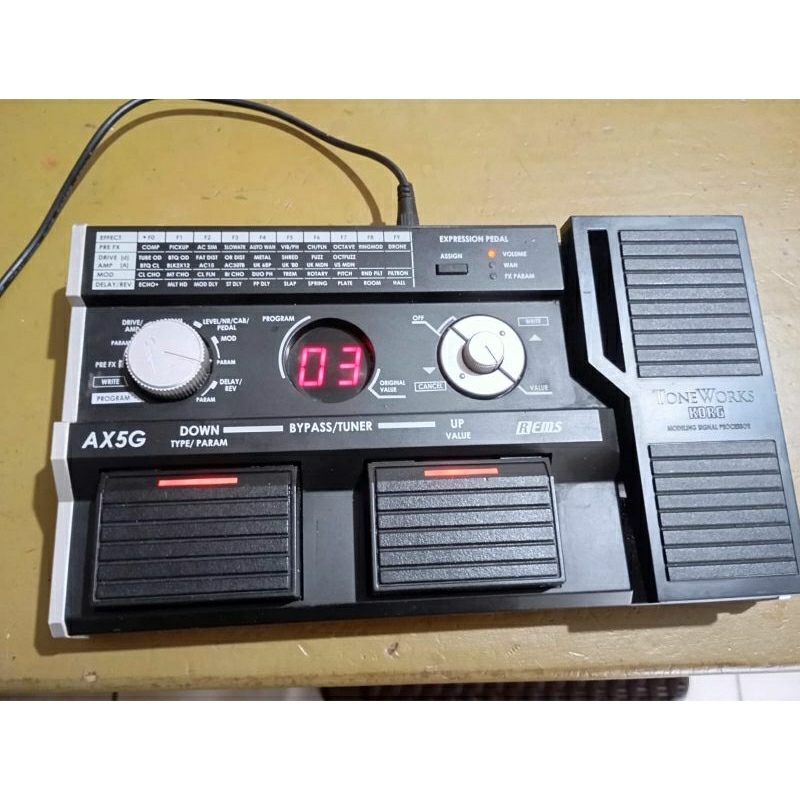 efek gitar Korg AX5G