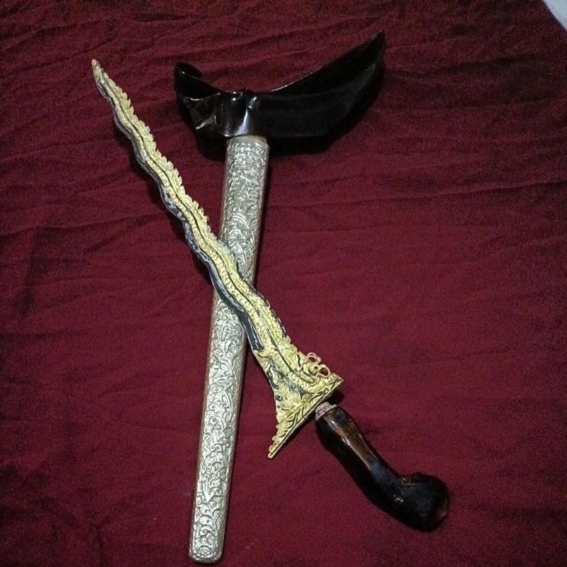 KERIS NAGA LiONG