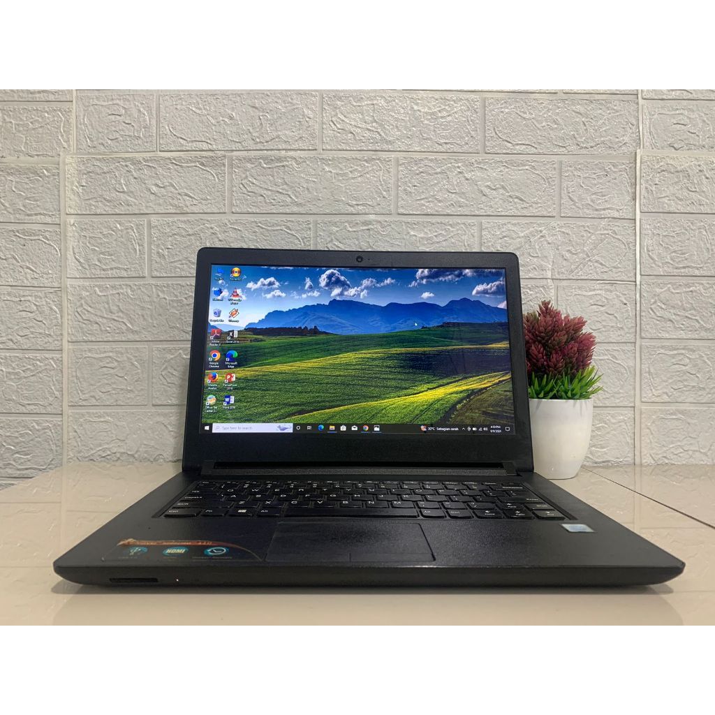 Laptop Lenovo Slim Second.Laptop Lenovo Ideapad 110,Core i3 Gen 6,Ram 4,Hdd 1Tb.Model Slim Siap Paka