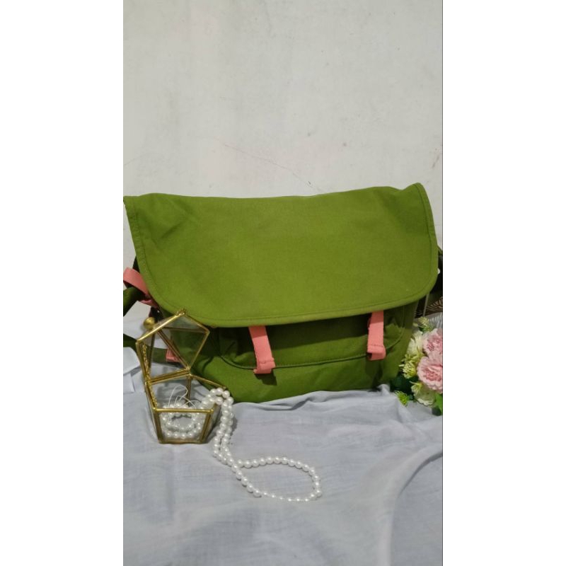 Crumpler slingbag 18L preloved