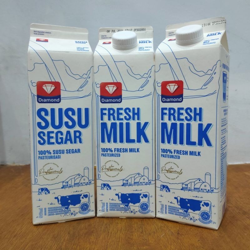 

DIAMOND FRESH MILK PLAIN 946ML X 1 ,100% SEGAR & SEHAT BERGIZI TINGGI