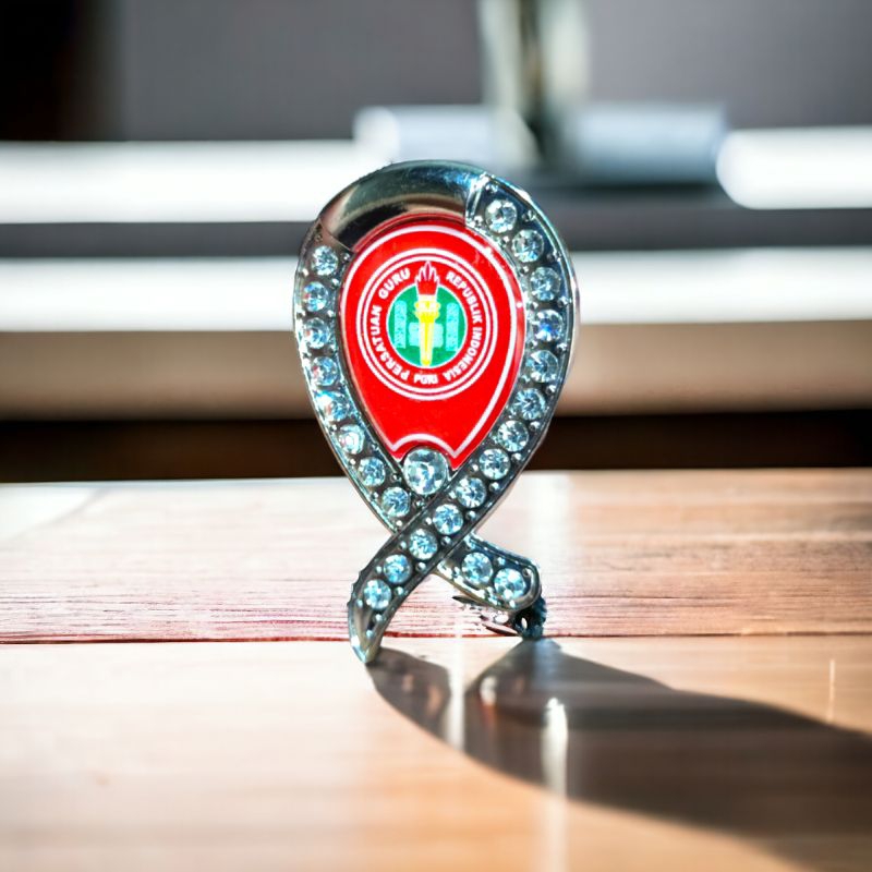 pin hijab pita logo PGRI