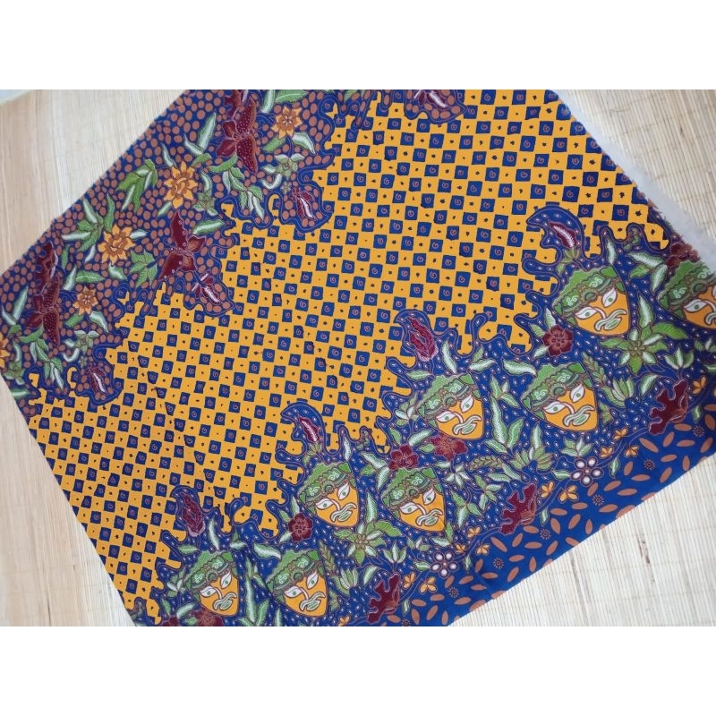 kain batik / kain panjang batik topeng malang print Antique malang