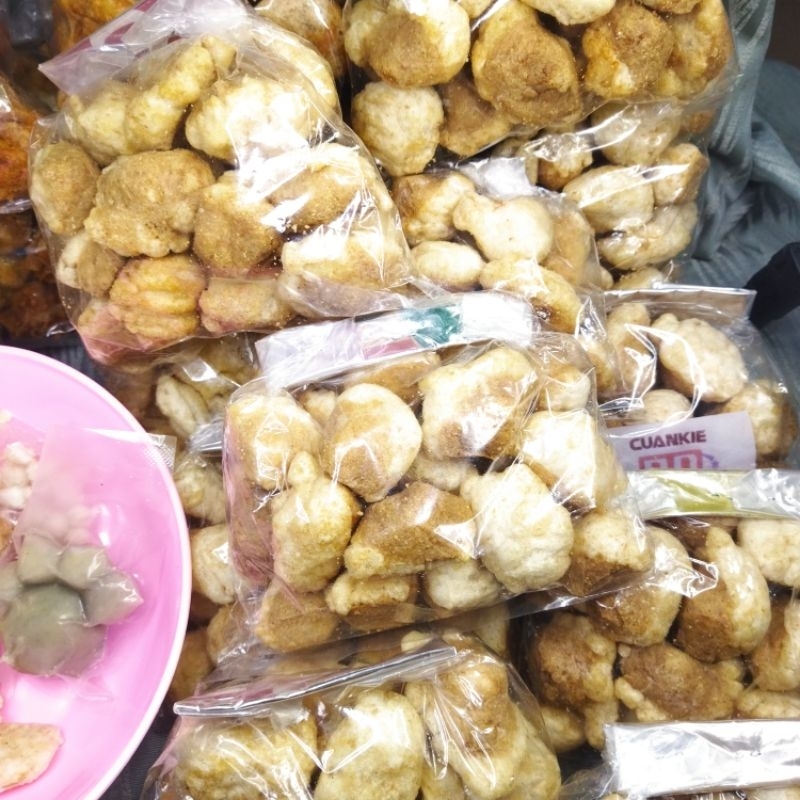 

cuanki pangsit isi 20pcs toping seblak mie bakso Aci ikan asli langsung dari pabrik cek