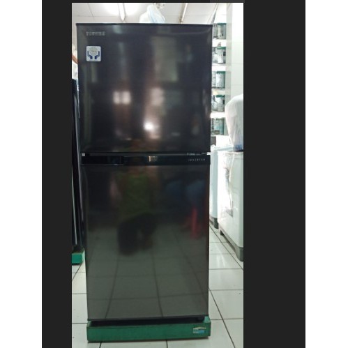 Kulkas 2 PIntu TOSHIBA GR-B22IS