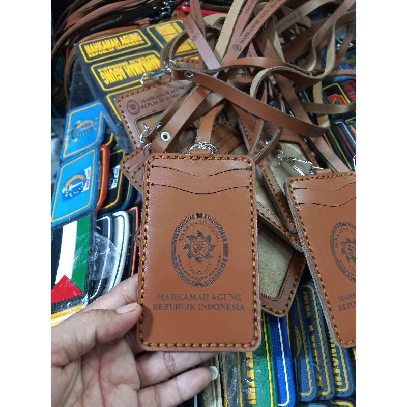 

RB Lanyard Kulit Mahkamah Agung MA-RI