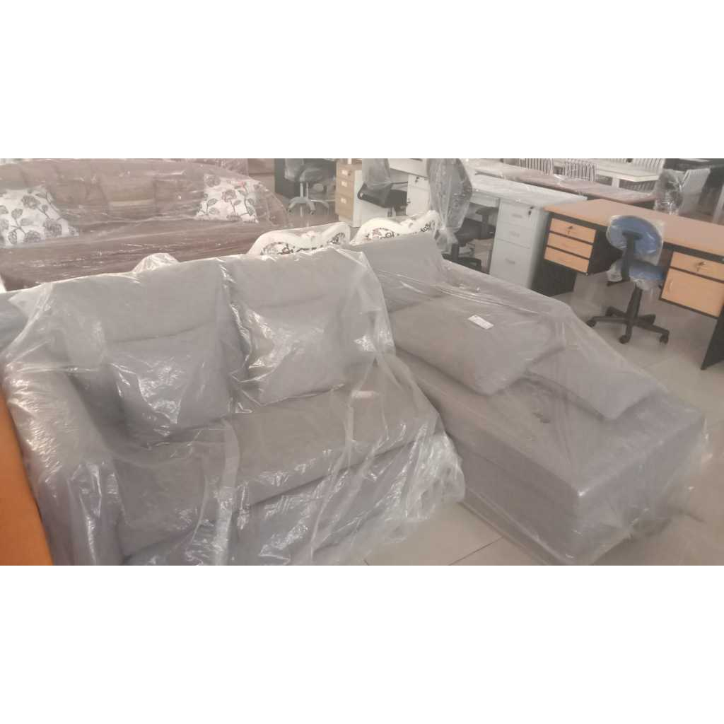 Sofa L bed abu-abu