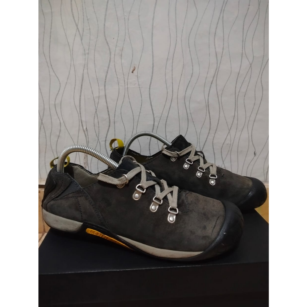 Sepatu Gunung / Hiking Merrell Cokelat Brown