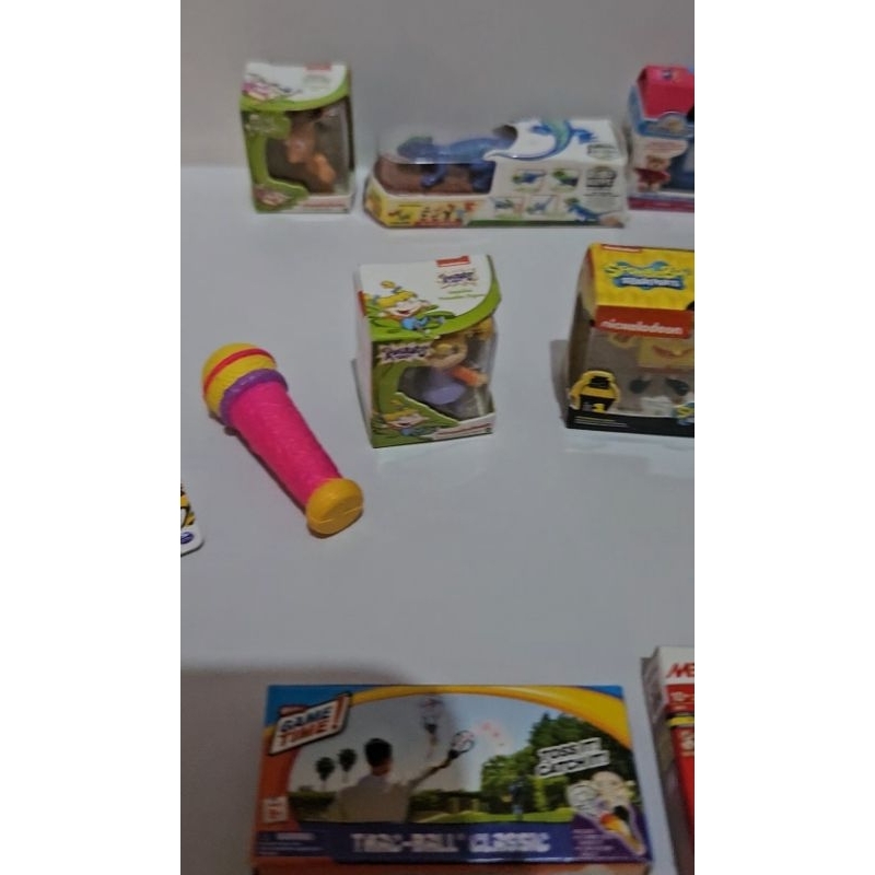 Toy Mini Brands Series 2 Zuru Spongebob Rugratz Build a Bear Crayolla Dora