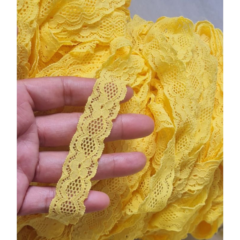 

Renda. Stretch cerah