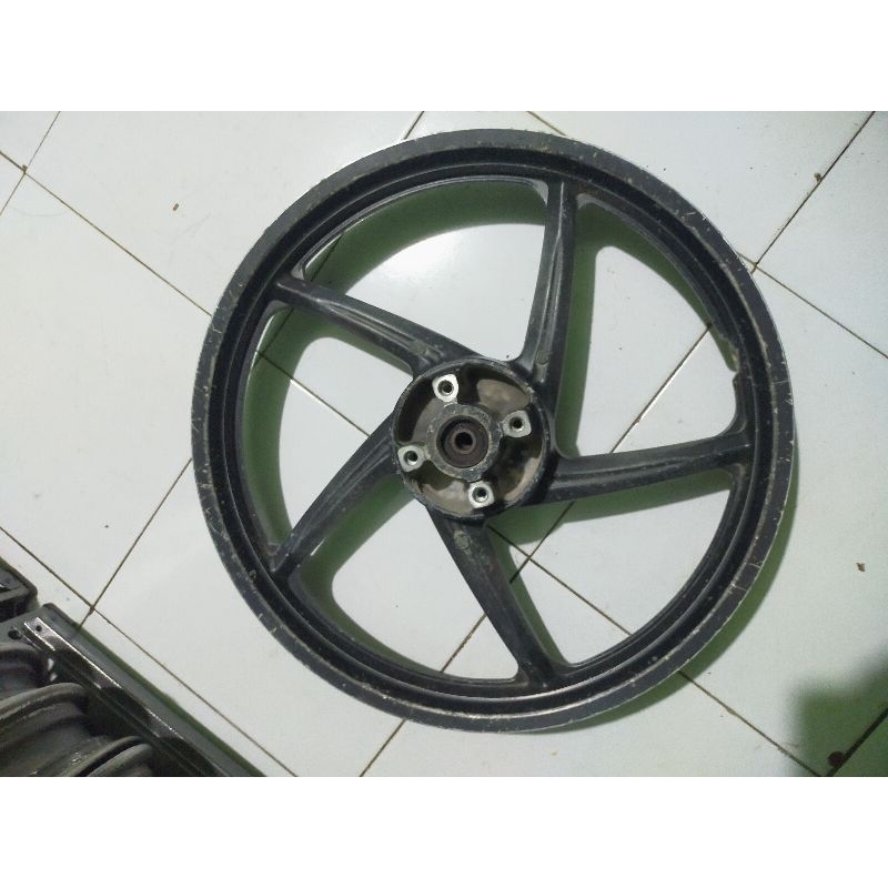 velg resing Honda Supra x 125 dobel disc cakram belakang