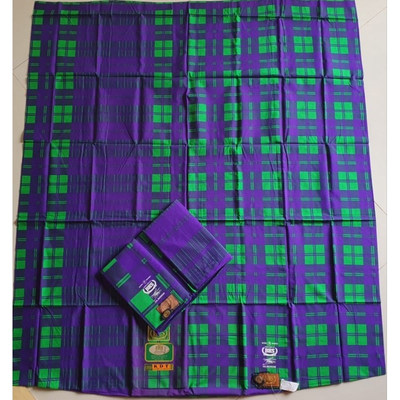 sarung bhs kdt gold kotak sedang