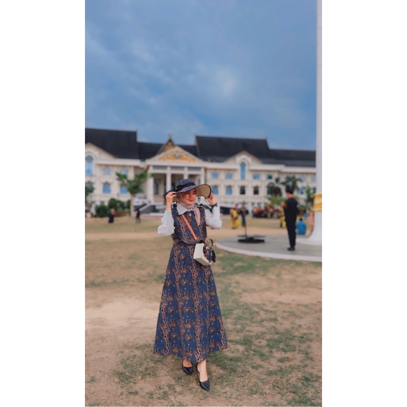 Set Vest, Kemeja, dan Rok Batik Jambi Elok by Shella