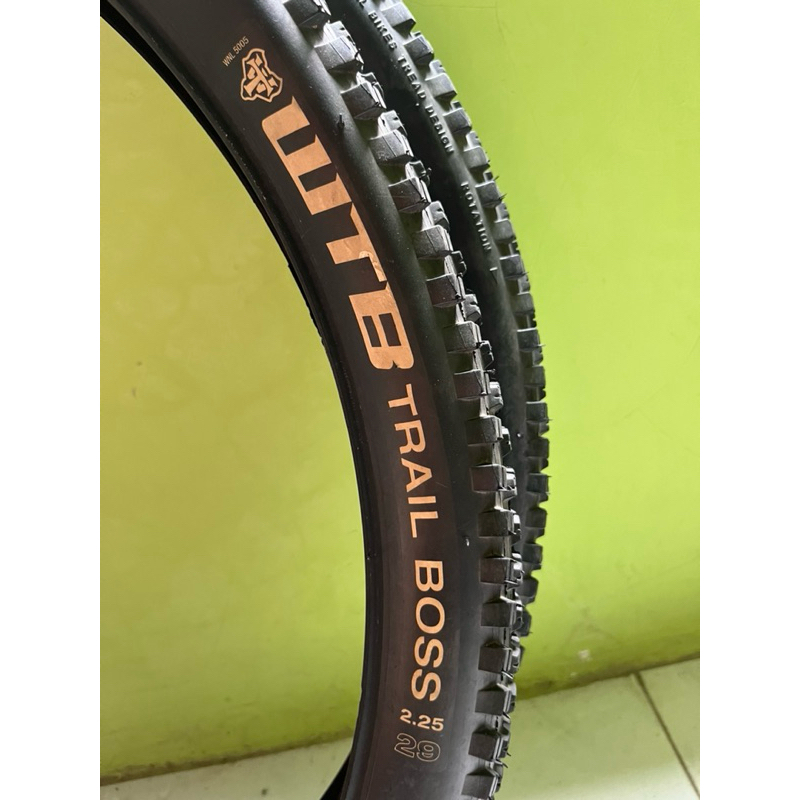 Ban Luar Sepeda WTB Trail BOSS 29x2.25