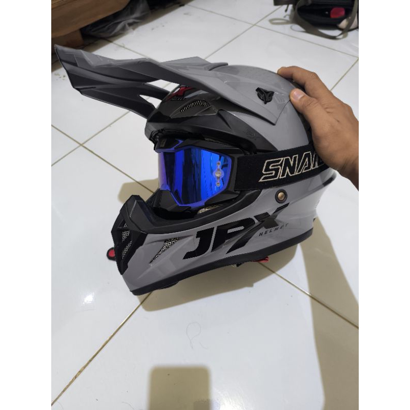 Helm jpx cross +kaca snail