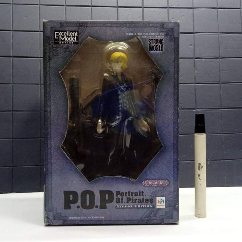 mainan action figure sanji One piecePop dx roronoa zoro
Tinggi sekitar 10 inch
Statue recast
Detail 