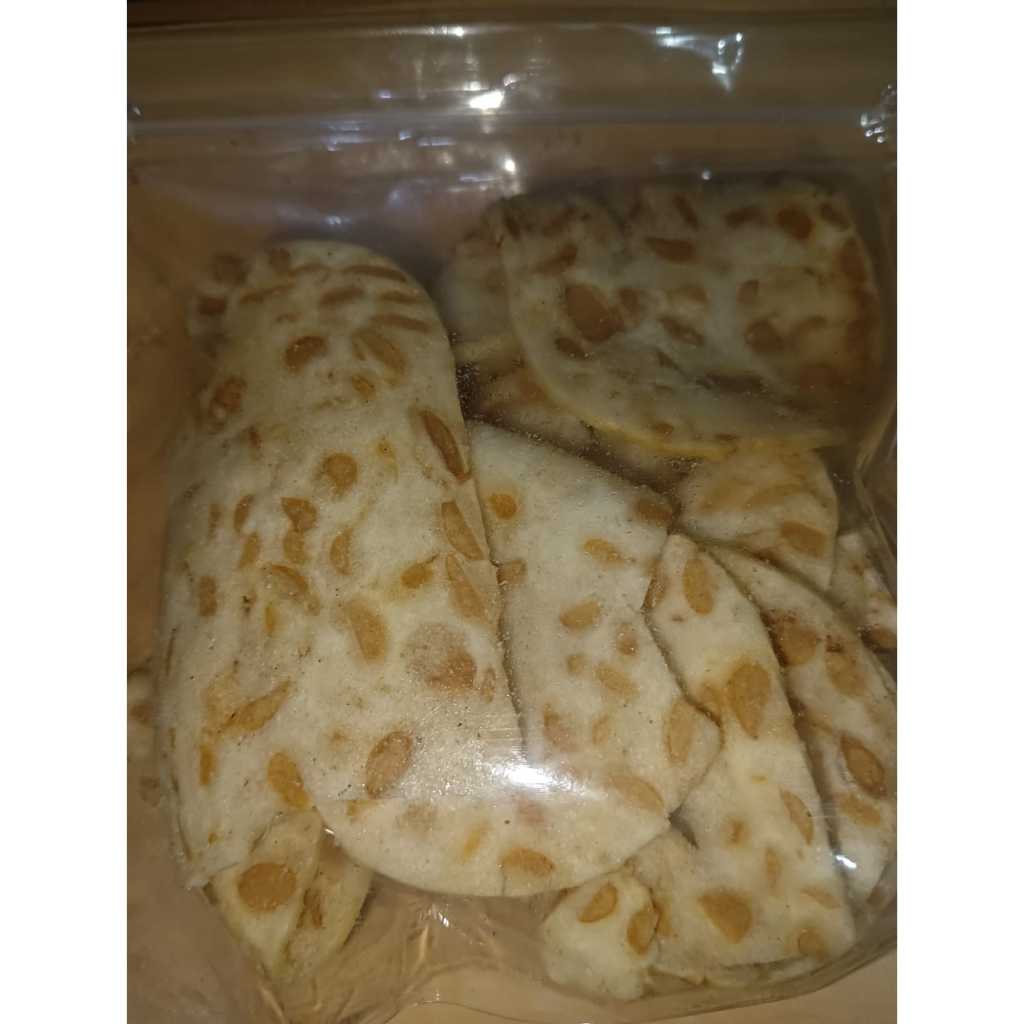 

KRIPIK TEMPE/camilan/makanan ringan/snack