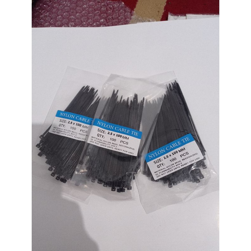 

kabel tali ties 2.5 X 100mm/10cm isi 100