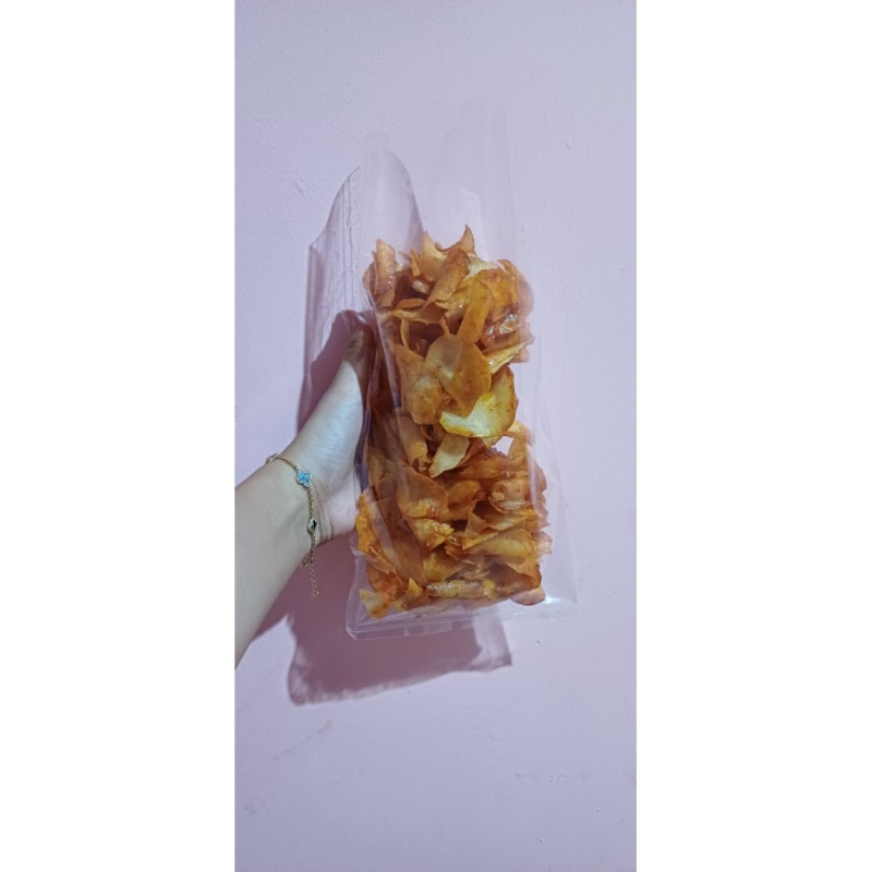 

FEATSNACK - Keripik Singkong Pedas Gurih