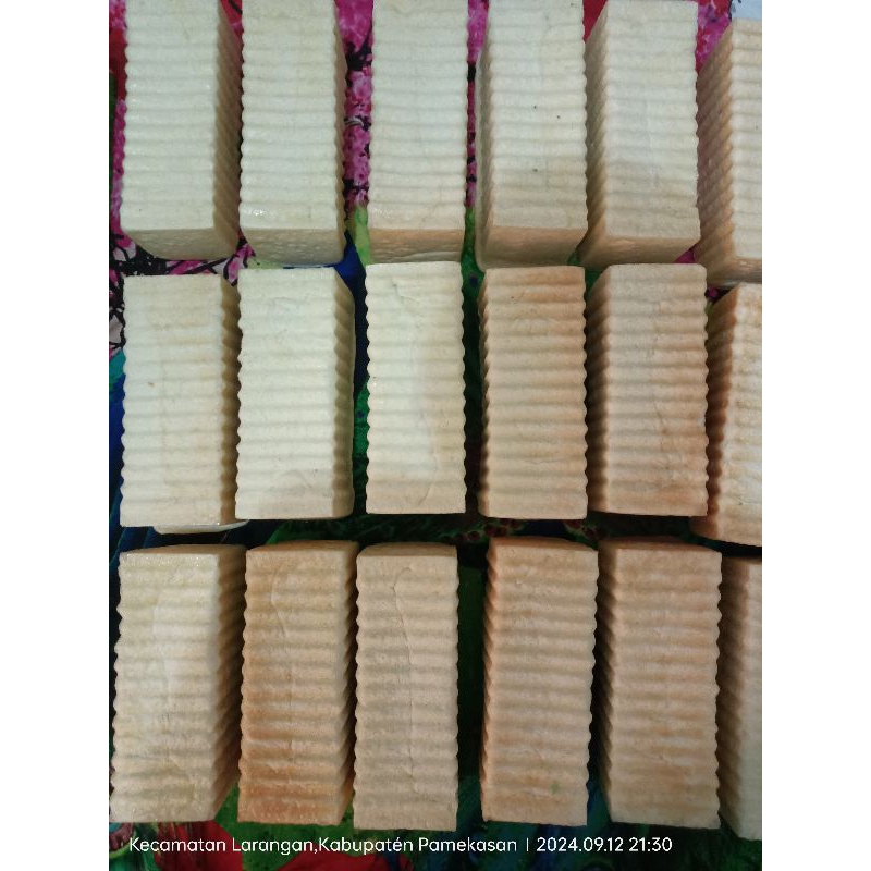 

ROTI BAKAR BANDUNG KASINO | ORIGINAL TASTE ( UKURAN 20X8X8 )