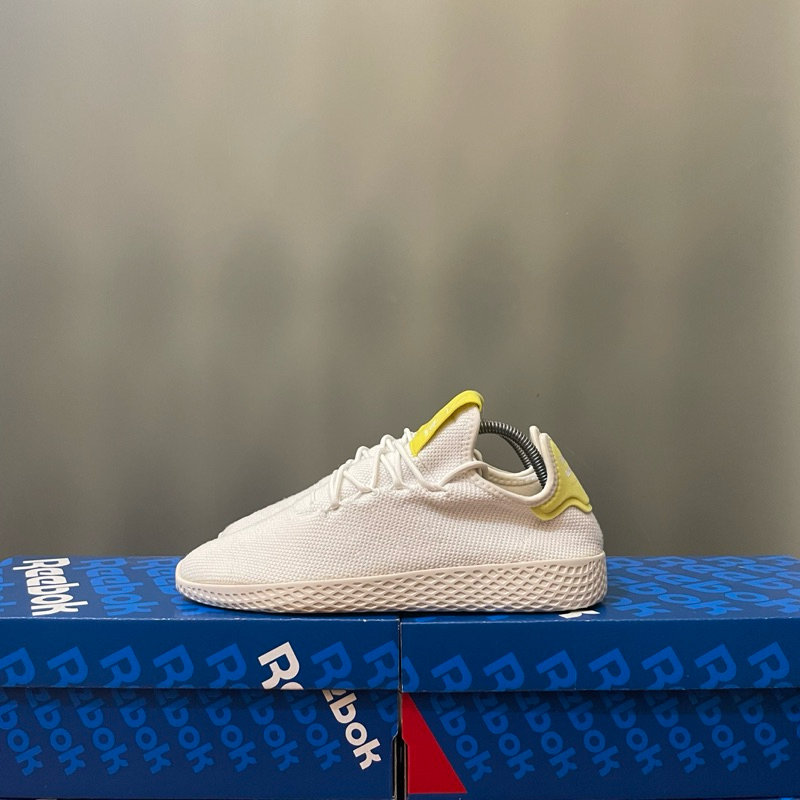 41 - Sepatu Adidas Bekas Second Adidas Pharrell Williams x Tennis HU White Yellow Bekas Second