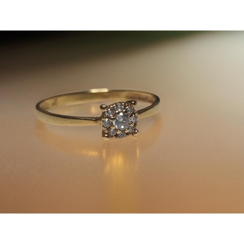 Cincin emas kadar 375% Mata Kotak