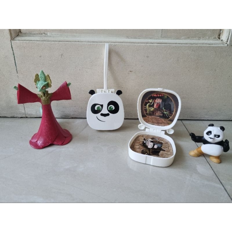 ya mainan Mcdonald Happy Meal McD Dreamworks Po kung fu panda - burger king Kung Fu Panda 4 Chameleo