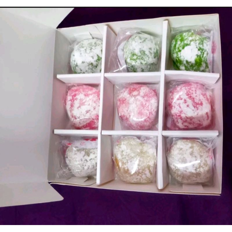 

Mochi coklat vla toping buah isi 9iji/box