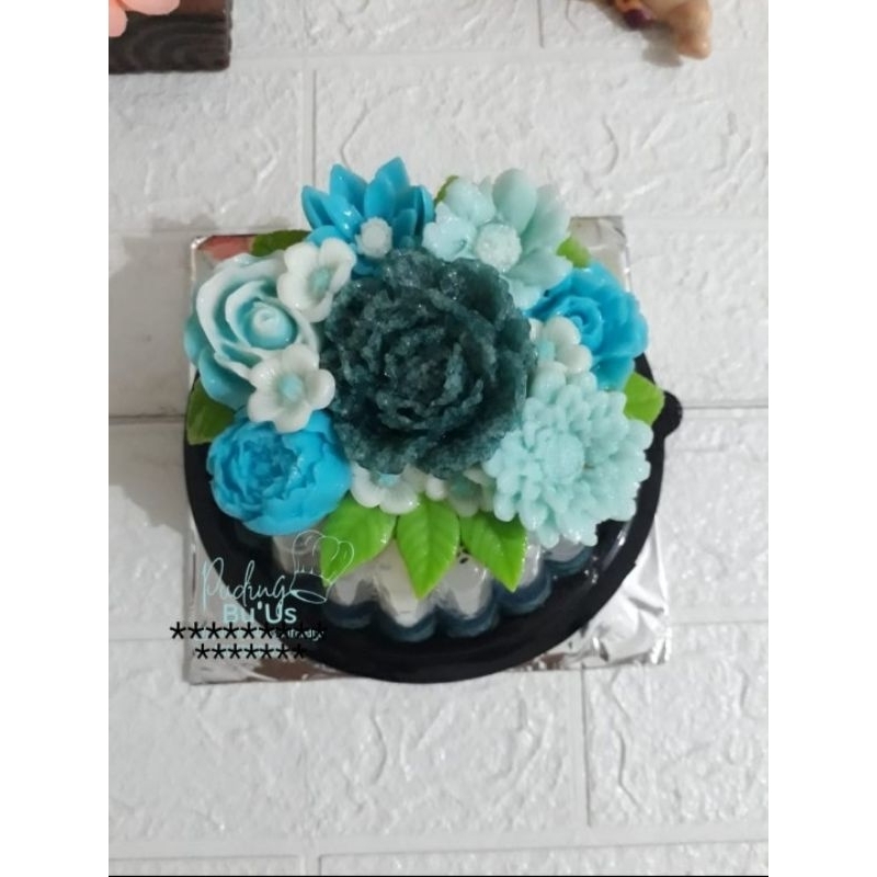 

(Khusus Instan) Puding kelapa muda lumut pandan telang puding ultah puding tart puding ulang tahun puding 3D puding karakter puding wedding puding anniversary puding engagement hampers puding