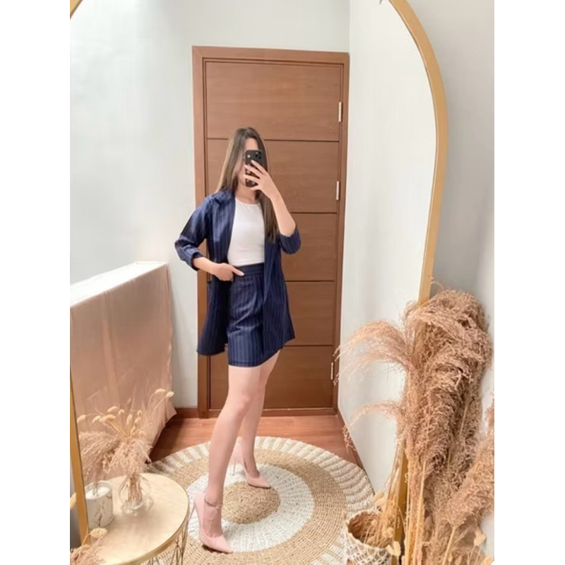 One Set Blazer LaJoie.inc Reve Set (preloved)