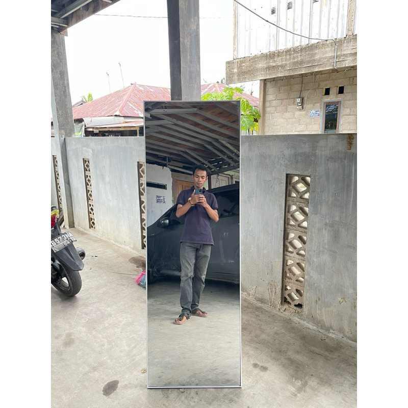 Cermin Minimalis standing / Cermin Standing Mirror
