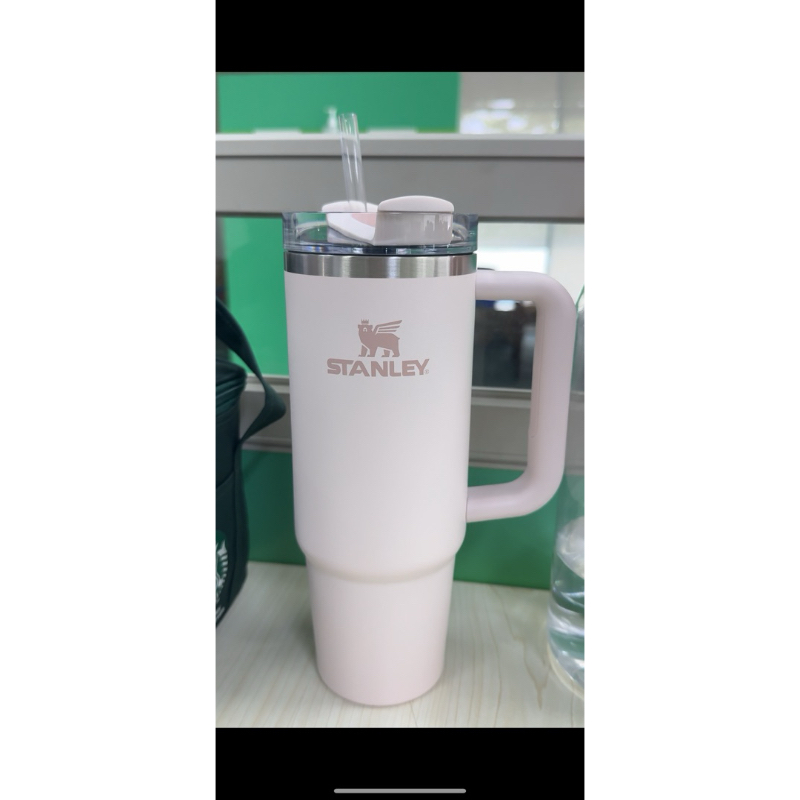 STANLEY QUENCHER 30 OZ Preloved