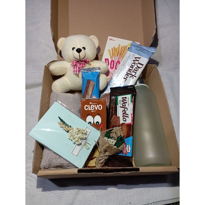 

HAMPERS KADO ULTAH TAHUN BUAT CEWE/PACAR