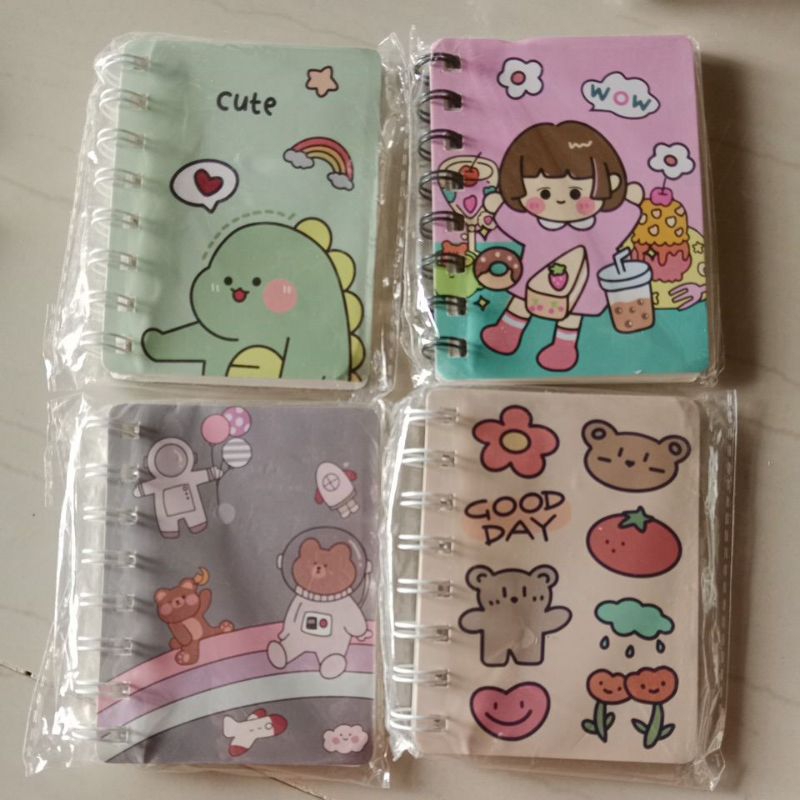 

note book ring motif kartun