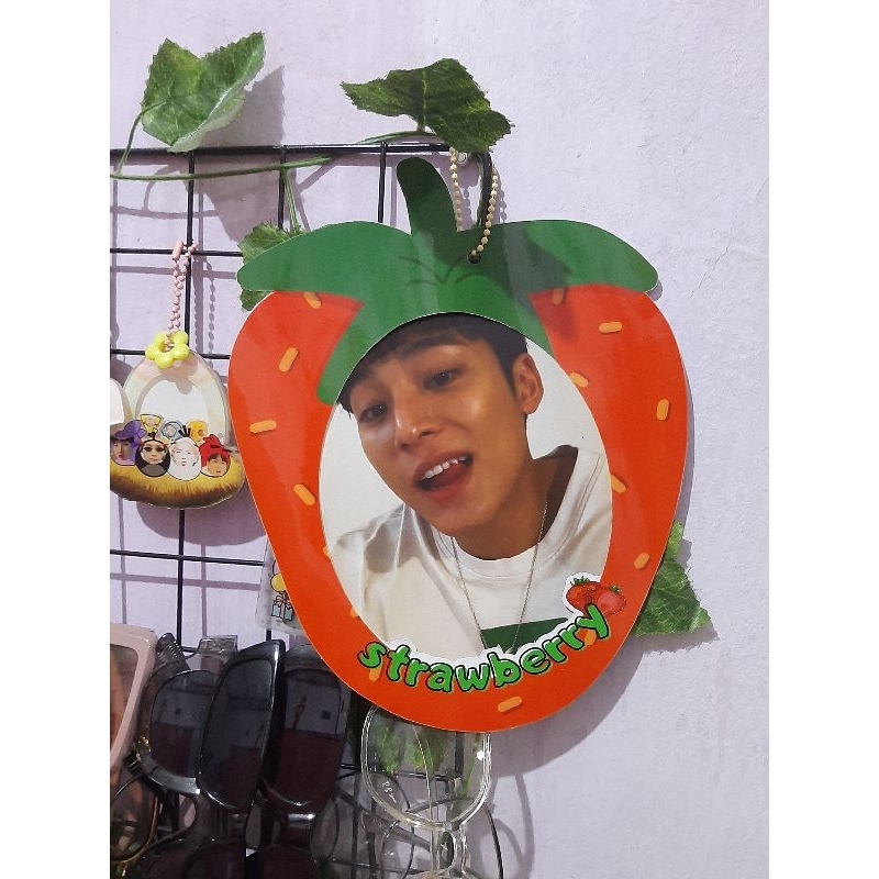 

[Pre-Order] Cahol Jumbo Cardholder Jumbo Photocard Holder Jumbo besar ukuran A5 A3 Strawberry by Mclows_offc