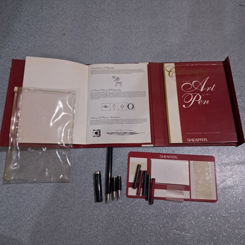 

Set Pen Kaligrafi kualitas tinggi Sheaffer Amerika calligraphy vintage BONUS