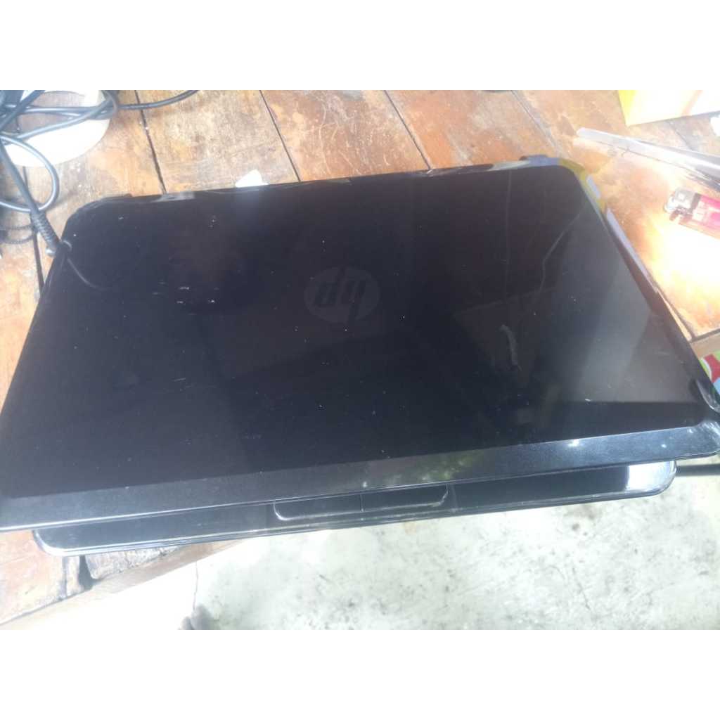 Laptop HP 14-AMD E1 2100 -RAM 4 GB – HDD 350GB-VGA AMD
